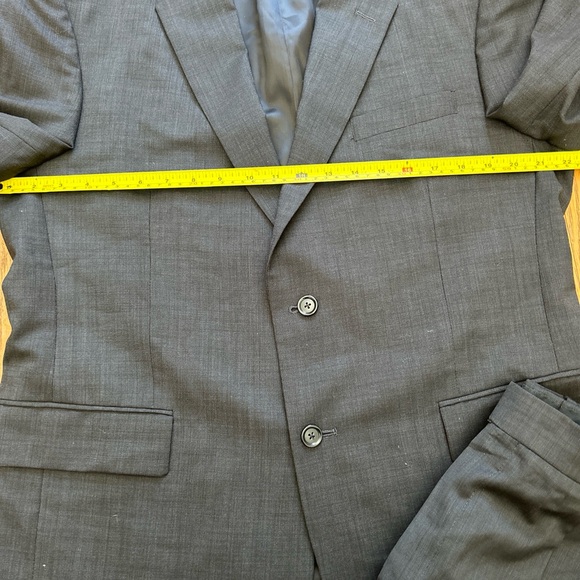 Jos A Bank Men’s Dress Suit Blazer 42r Jacket 34x32 Pants - Picture 2 of 14